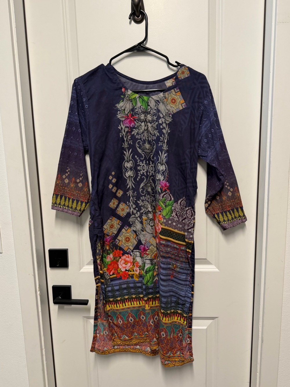 Pakistani Navy Blue Floral Lawn Kurta – 3/4 Sleeve